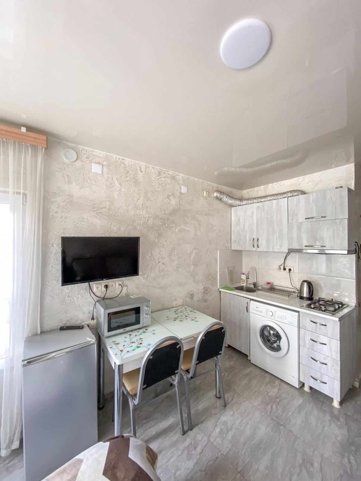 Уютная Студия Maksim Batumi Exterior foto