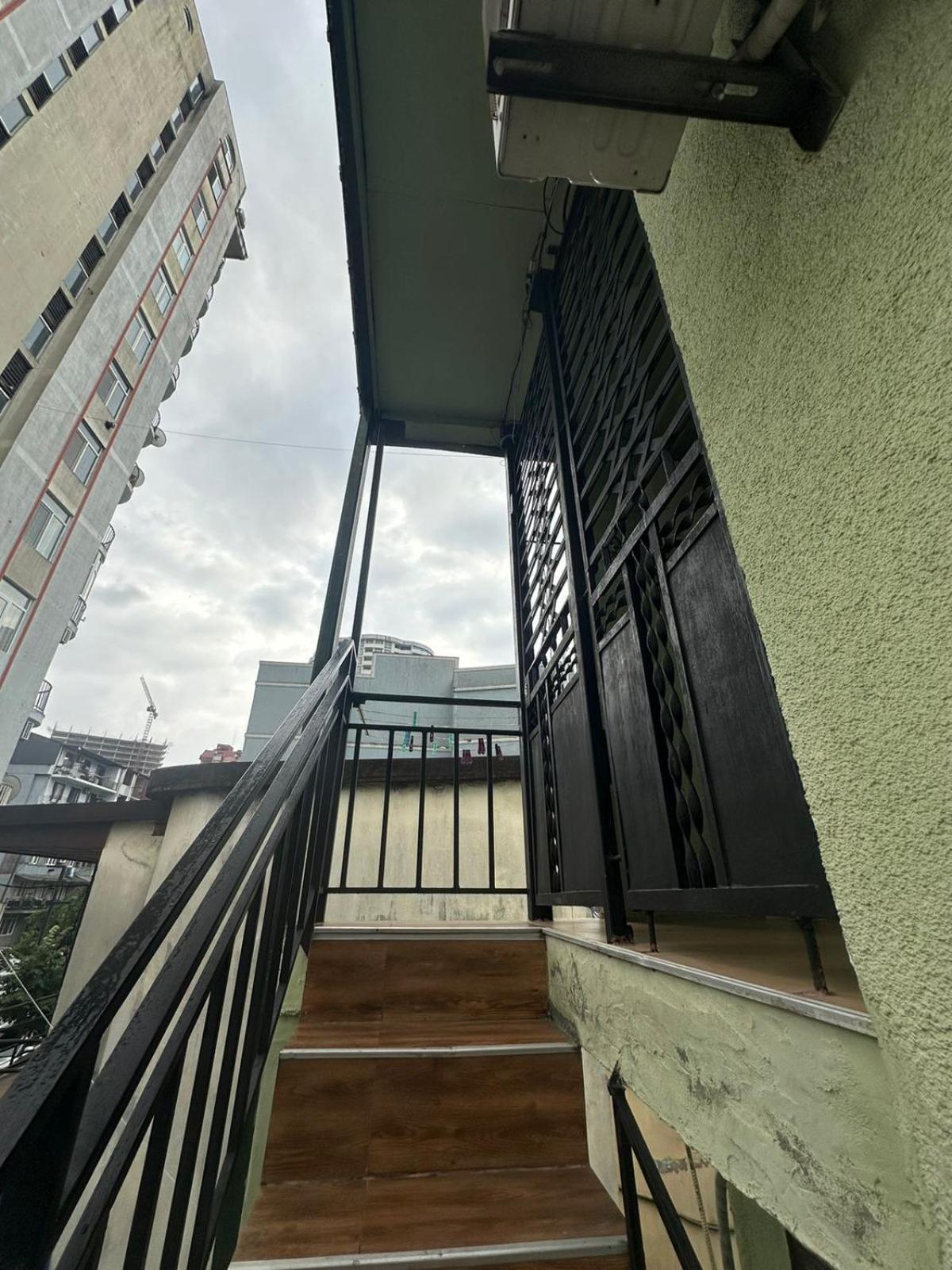 Уютная Студия Maksim Batumi Exterior foto