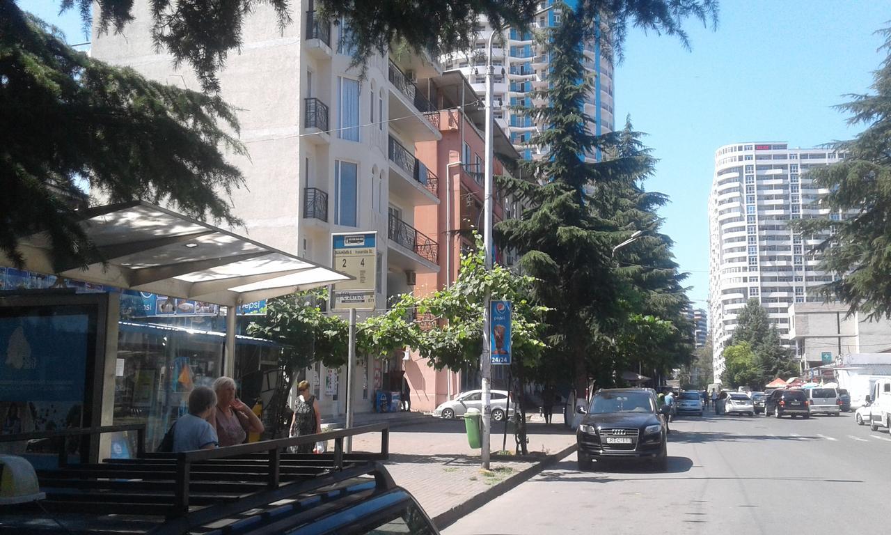 Уютная Студия Maksim Batumi Exterior foto